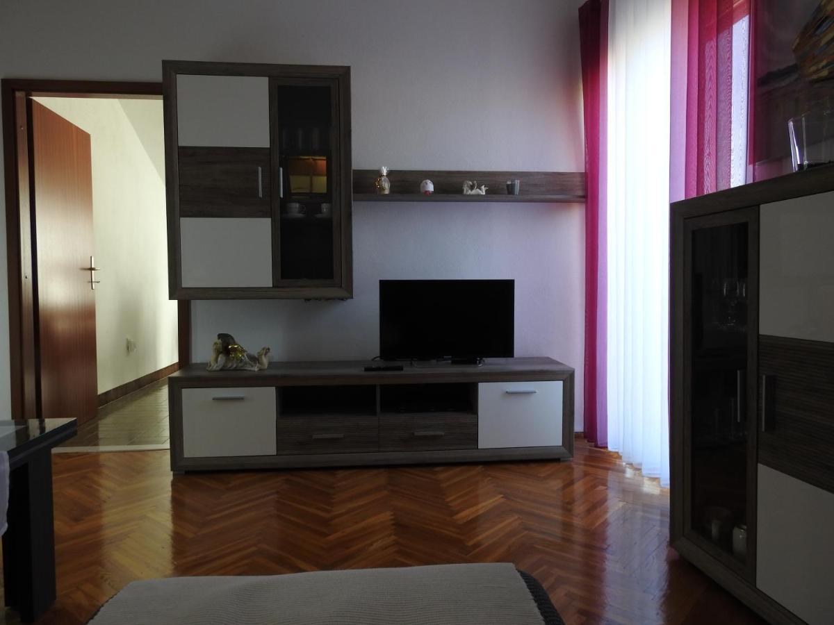 Marini Apartmani Trogir Buitenkant foto