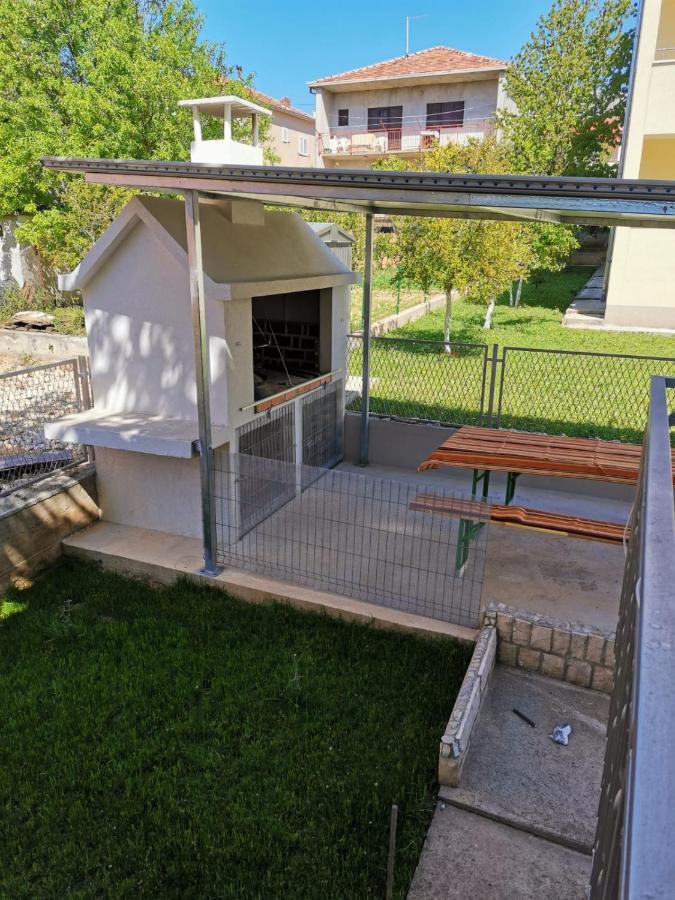 Marini Apartmani Trogir Buitenkant foto