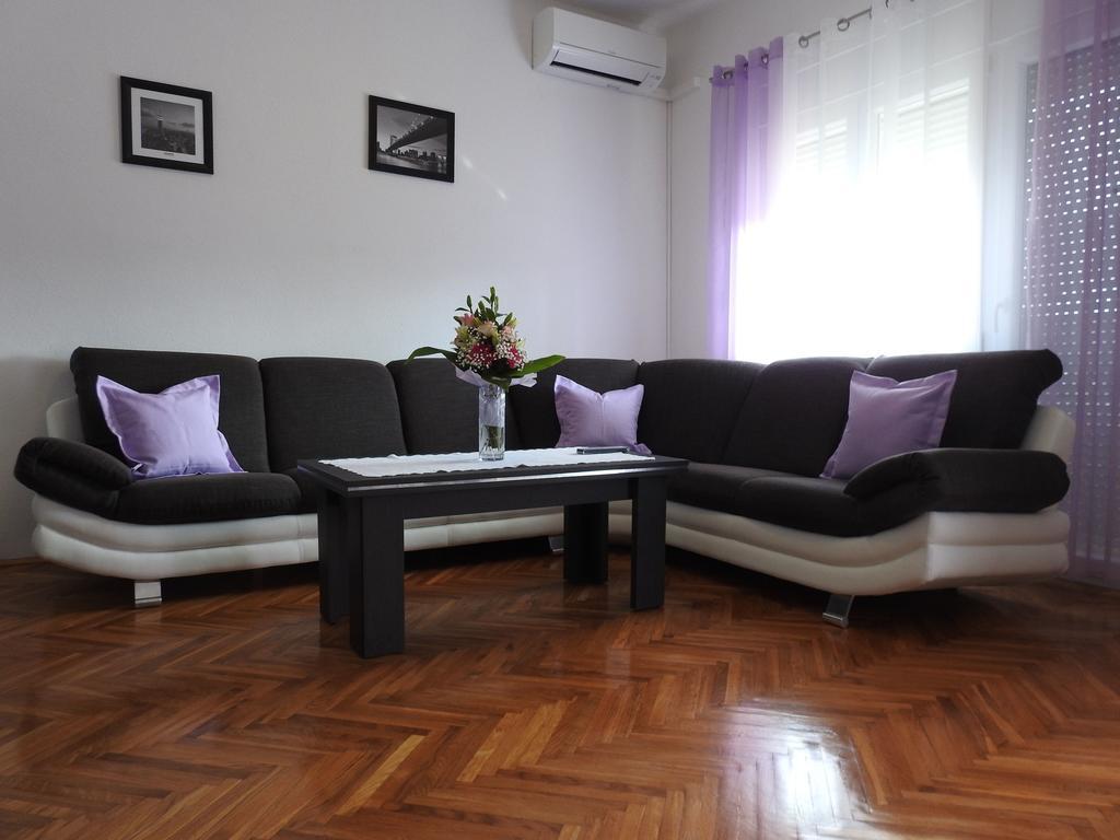 Marini Apartmani Trogir Buitenkant foto