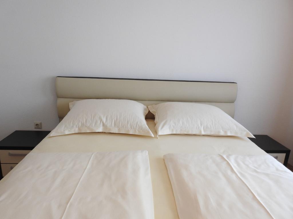 Marini Apartmani Trogir Buitenkant foto